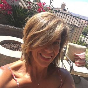 Meet your Posher, Edwina